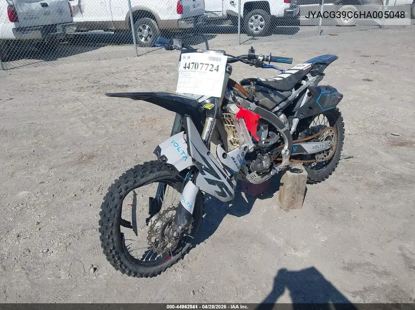 2017 Yamaha Yz250 F VIN: JYACG39C6HA005048 Lot: 44942541