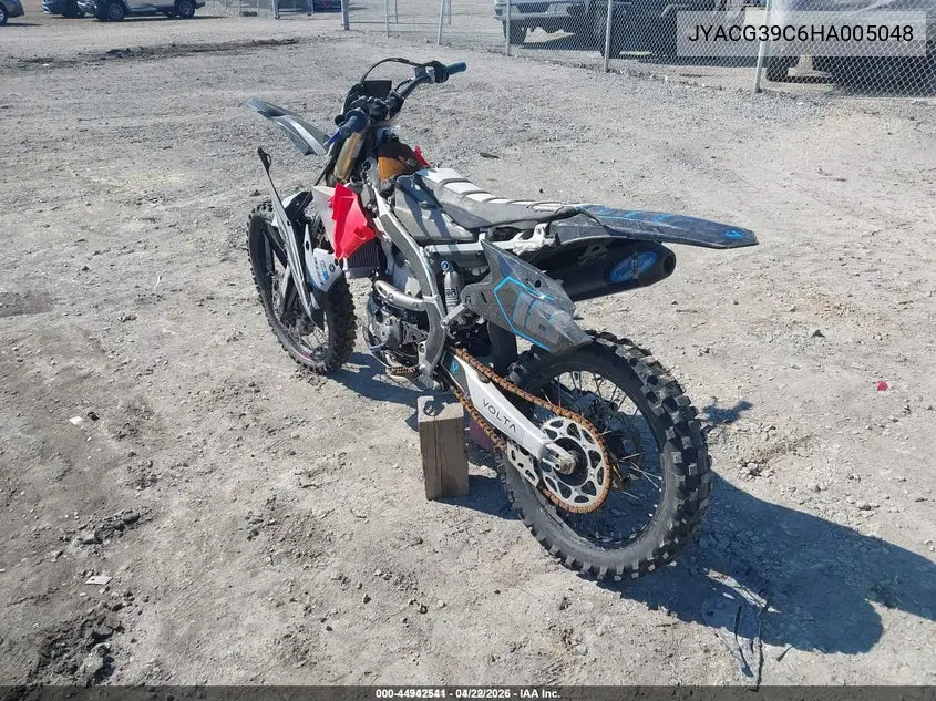 2017 Yamaha Yz250 F VIN: JYACG39C6HA005048 Lot: 44942541